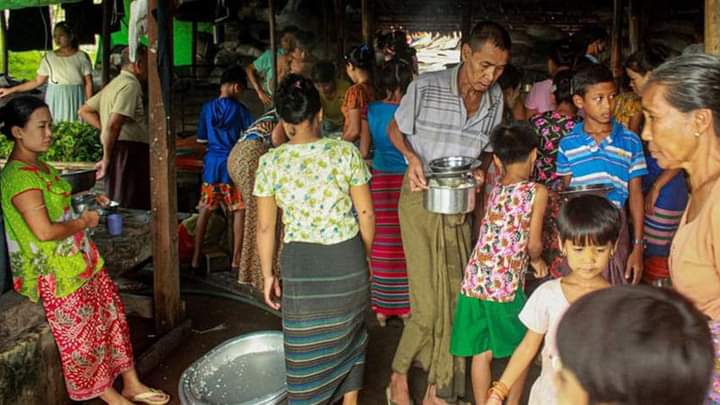 রাখাইনে করোনার চেয়ে সেনাদের বেশি ভয়