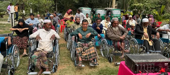 ছাতকে “জয়তুন ওয়েলফেয়ার ট্রাস্ট”প্রতিবন্ধীদের মধ্যে হুইল চেয়ার বিতরণ করেছে